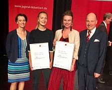 (v.l.:) Dr. Claudia Bogedan, Clara Paulina Sandstedt, Charlott Hallier und Ansgar Kemmann von der Hertie-Stiftung