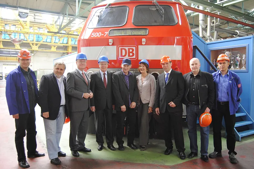 Manuel Freire-Stelljes (Stellv. Betriebsratsvorsitzender), Heinz Sommer (Stellv. Betriebsratsvorsitzender), Ulrich Bischoping (Konzernbevollmächtigter für die Länder Bremen und Niedersachsen), Bürgermeister Jens Böhrnsen, Alfred Alfke (Betriebsratsvorsitzender Werk Bremen), Bürgermeisterin Karoline Linnert, Michael Reinhardt (Werkleiter), Peter Nowack (Mitglied des Aufsichtsrates der DB Fahrzeuginstandhaltungs GmbH), Peter Malinowski (Mitglied im Betriebsrat)