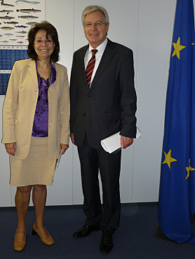 Bürgermeister Jens Böhrnsen mit Kommissarin Maria Damanaki