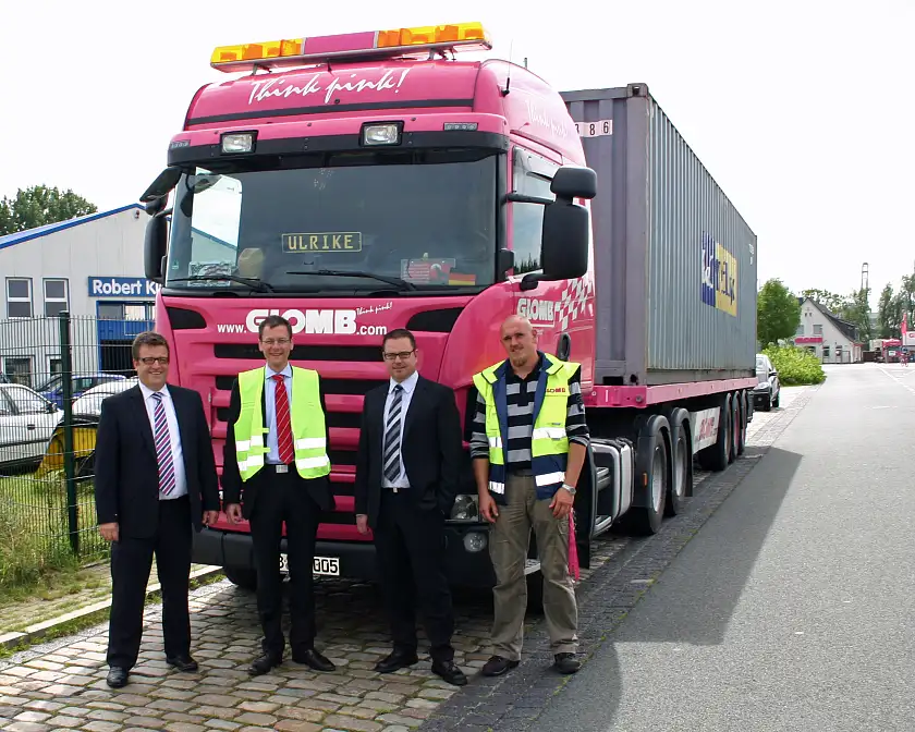 Senator Günthner zu Besuch bei Gebrüger Glombs Containerdienst