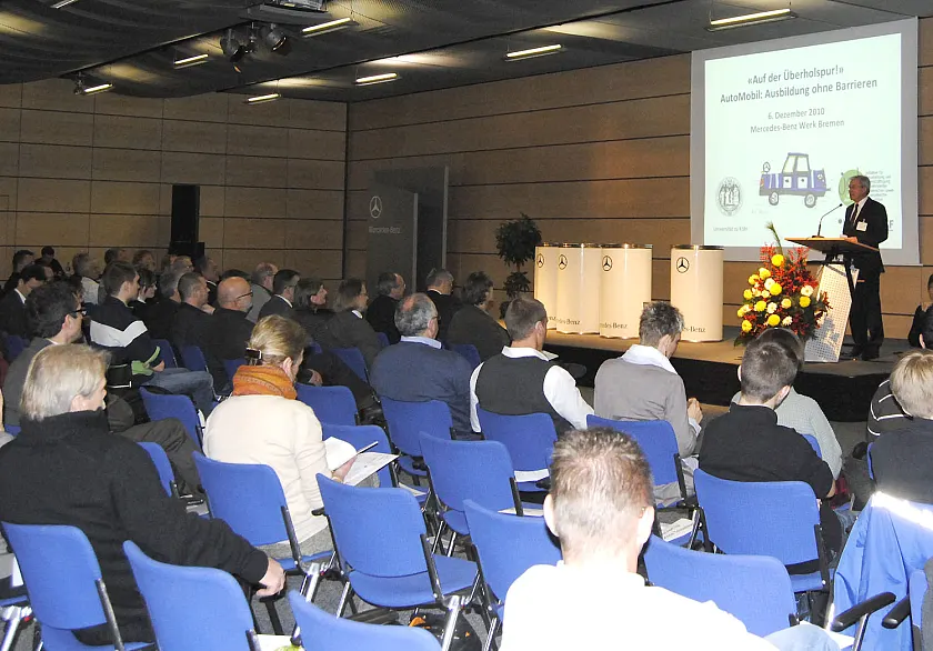 Bürgermeister Jens Böhrnsen während der Fachtagung  „Ausbildung ohne Barrieren“