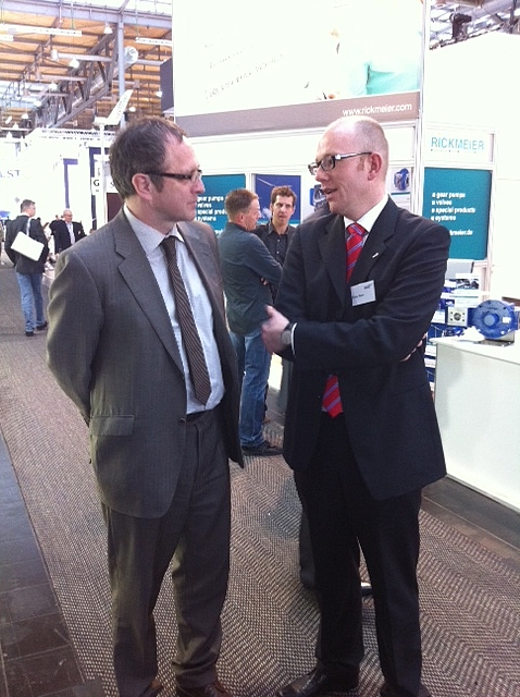 Senator Reinhard Loske mit Vertretern aus Bremerhaven und Bremen auf der Hannover Messe