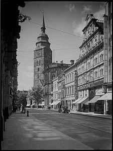 Ansicht der Ansgarikirche und der Obernstraße, um 1925