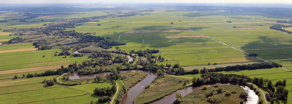 Bremen - eine Stadt im Grünen. Hier das Panorama der unteren Wümme.