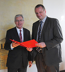 Bürgermeister Böhrnsen und der neue Chef der Senatskanzlei, Dr. Joachim