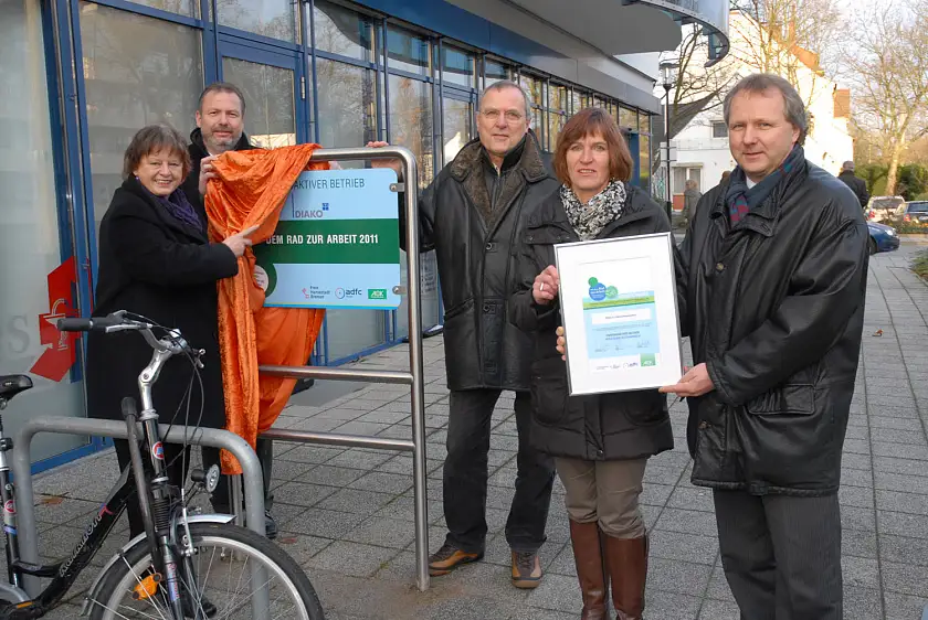 Von links: Staatsrätin Gabriele Friderich, AOK Direktor Markt Jörg Twiefel, ADFC Vorsitzender Peter Rüter, Diako Vorsitzende der Mitarbeitervertretung Edelgard Kleinekämper und Diako Geschäftsführer Walter Eggers