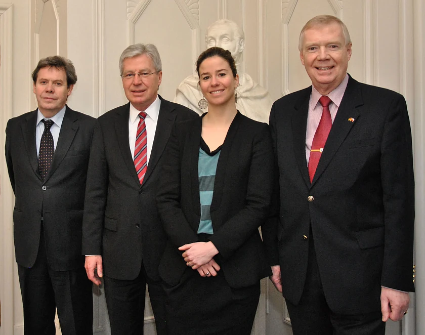 v.l.: Generalkonsul Eduardo Schott Stolzenbach, Bürgermeister Böhrnsen, Bettina Stengel, Wirtschaftsattaché der Botschaft der Republik Chile, und Honorarkonsul Reinhard Kütter zu Besuch im Bremer Rathaus.