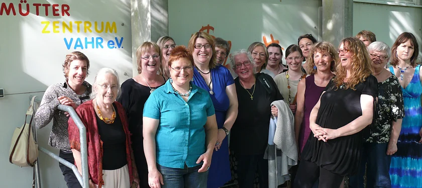 (vlnr): Petra Winterkorn, Anne Vetter, Astrid Ziehmann, Barbara Grill, Daniela Frau Ypsilanti, Anja Stahmann, Greta Menge, Ulrike Stoevesandt, Brigitte Melinkat, Stefanie Straube, Annecke Immhoff, Alexia Sieling, Christa Brämsmann, Heike Bolinius, Monika Porth, Lucie Horn