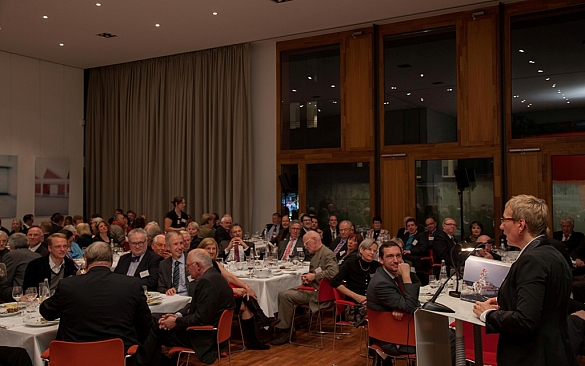 Kohl und Pinkel-Essen bei der 59. Bremer Roland-Runde in Berlin: Staatsrätin Quante-Brandt spricht zu den 140 Gästen