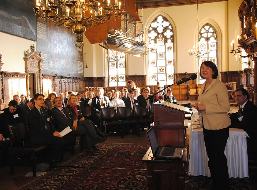 Bürgermeisterin Karoline Linnert bei der Kongresseröffnung im Bremer Rathaus