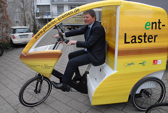 Bremens Umweltsenator Lohse wirbt für das e-Fahrrad