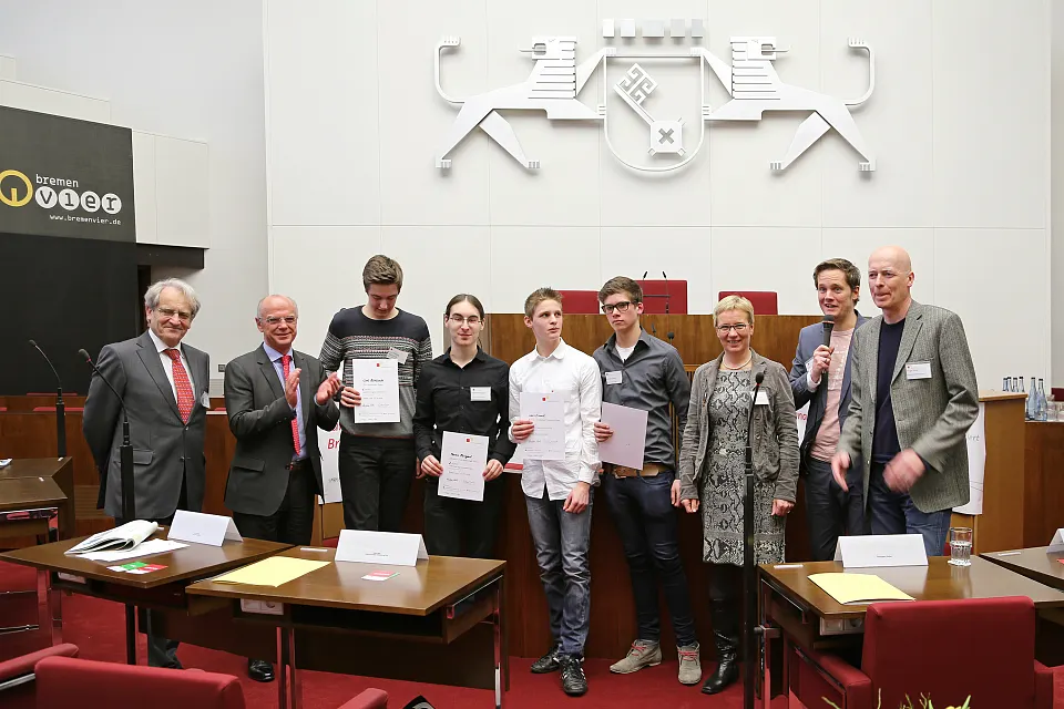 Die Finalisten im Landeswettbewerb Jugend debattiert in Bremen 2013 - Jahrgänge 10 bis 12 