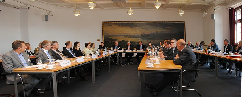 Tagung der Vorstände der "Regio Groningen-Assen" und der "Metropolregion Bremen-Oldenburg im Nordwesten" im Bremer Rathaus