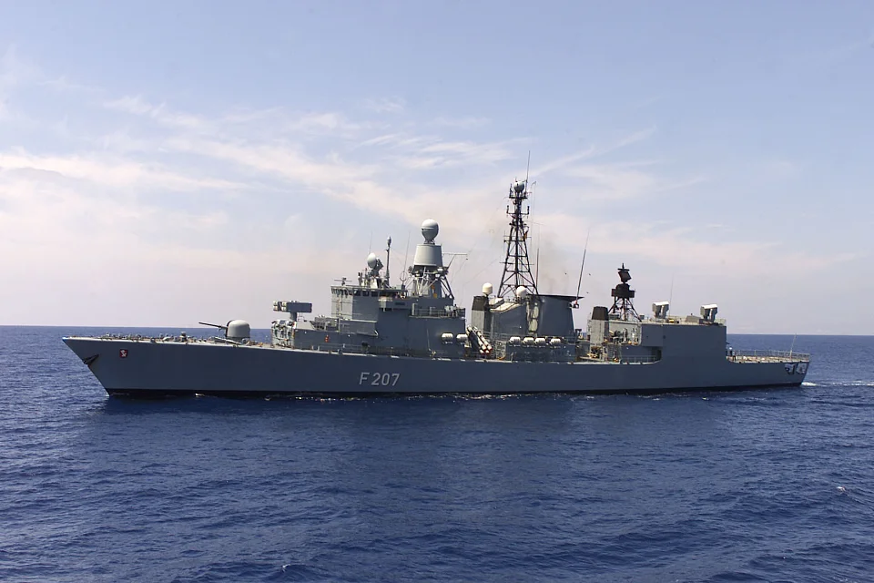 Fregatte Bremen
