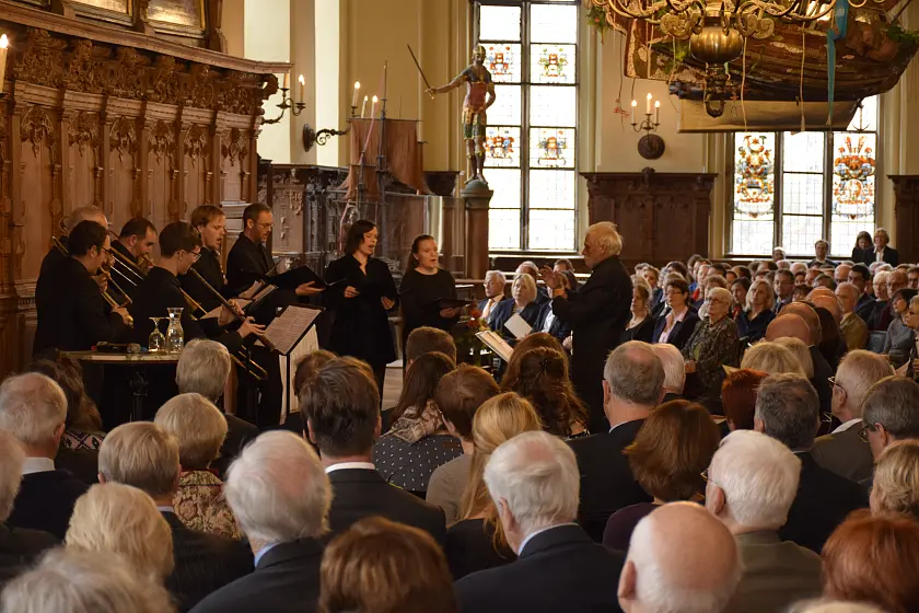 Das Ensemble Weser-Renaissance unter der künstlerischen Leitung von Prof. Manfred Cordes 