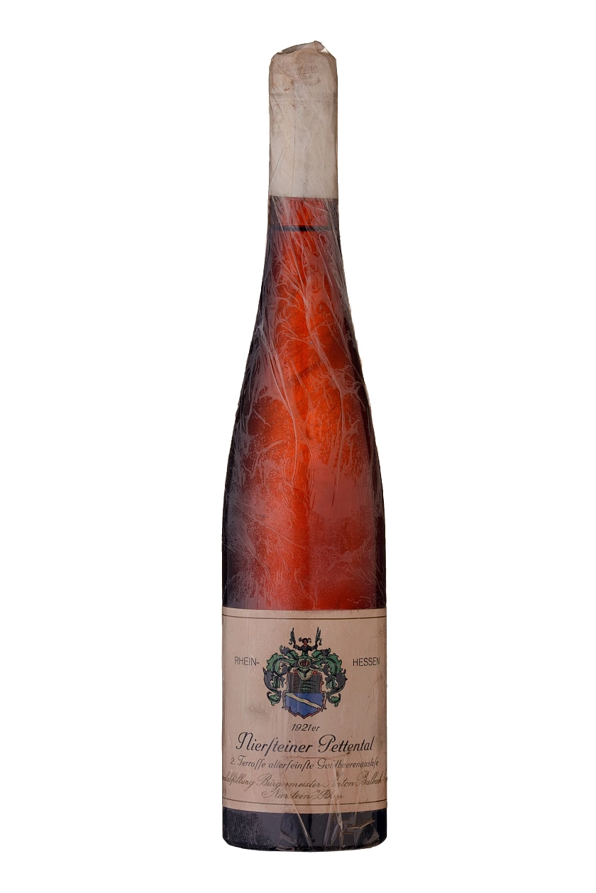 Jahrhundertwein in der Versteigerung: 1921-er Niersteiner Pettental Riesling – 2. Terrasse allerfeinste Goldbeerenauslese aus Rheinhessen. Foto: Senatspressestelle