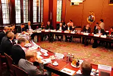 Das Bündnis für Wohnen im Senatssaal des Neuen Rathauses