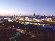 Stressfreie Stadt am Fluss mit historischem Ambiente. Foto: BTZ Bremer Touristik-Zentrale Fotograf Jochen Mönch