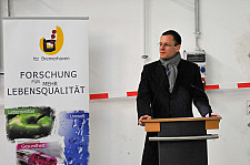 Redner auf der Feier für den Erweiterungsbau: Wirtschaftssenator Martin Günthner
