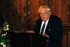 Prof. Dr. Wolfgang Benz erinnerte an das Internierungslager Theresienstadt