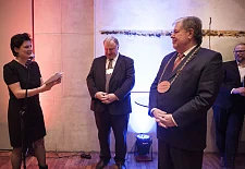 Ulrike Hiller und die beiden Kohlkönige Karl-Heinz Lampertz und Kurt Beck (v.l.n.r.); nach der Kür