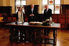 Generalkonsulin Ekaterina Dimakis, Botschafter Panayotis Zografos und Bürgermeister Jens Böhrnsen