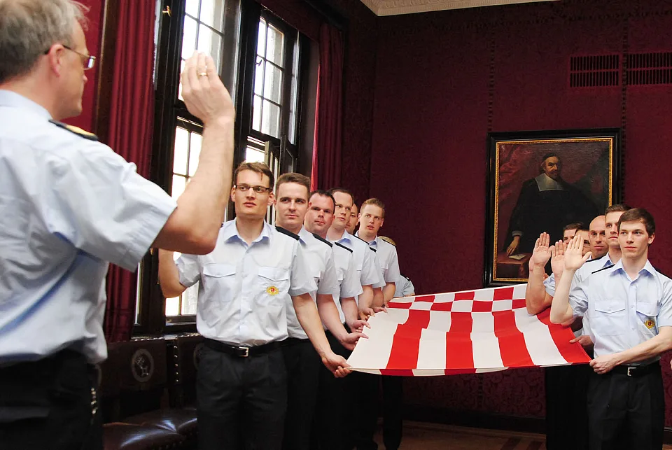 Feierliche Vereidigung auf das Grundgesetz und die Bremer Landesverfassung