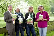 (von re. n. li.): Michael Barth, Hildegard Kamp, Sabine Schweitzer, Kathrin Sinschek