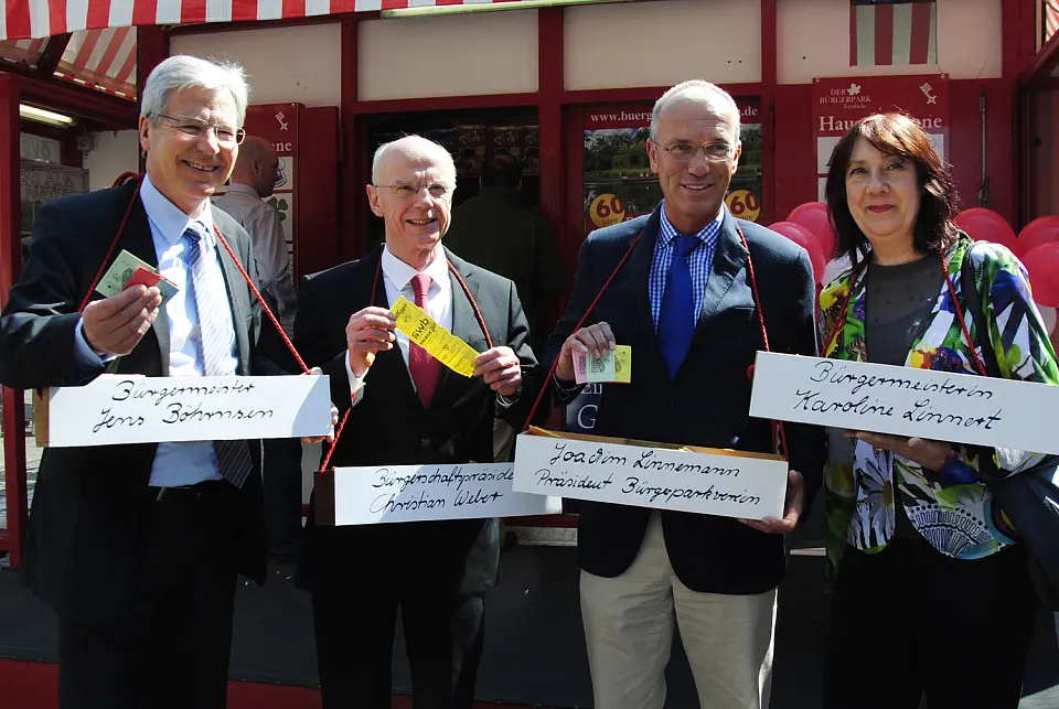 Losverkauf auf dem Liebfrauenkirchhof