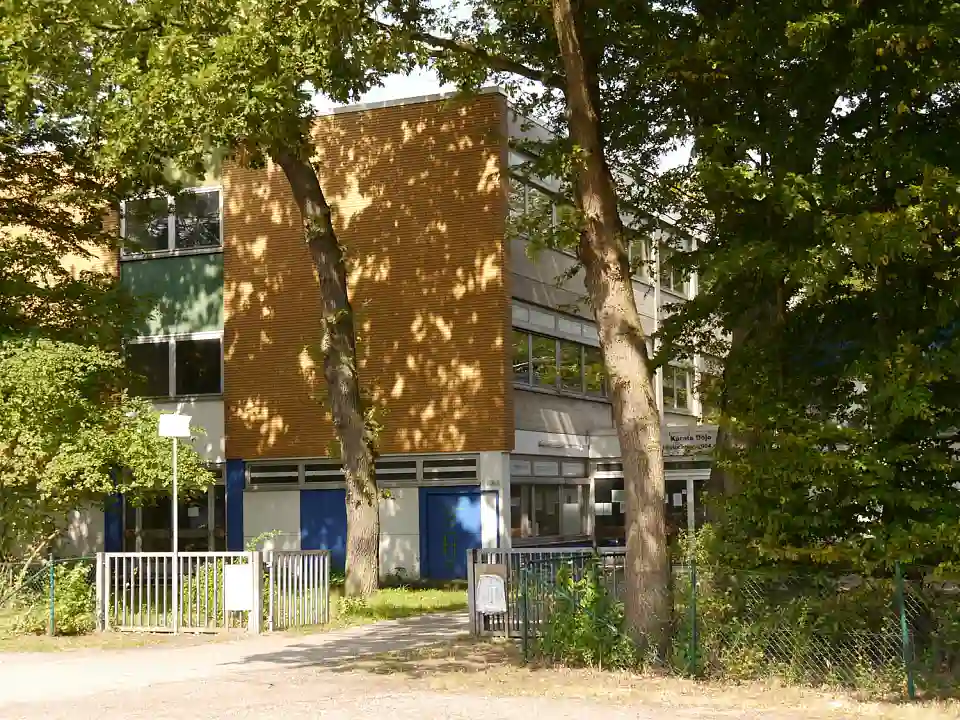 Eine stillgelegte Schule wird zur Notunterkunft