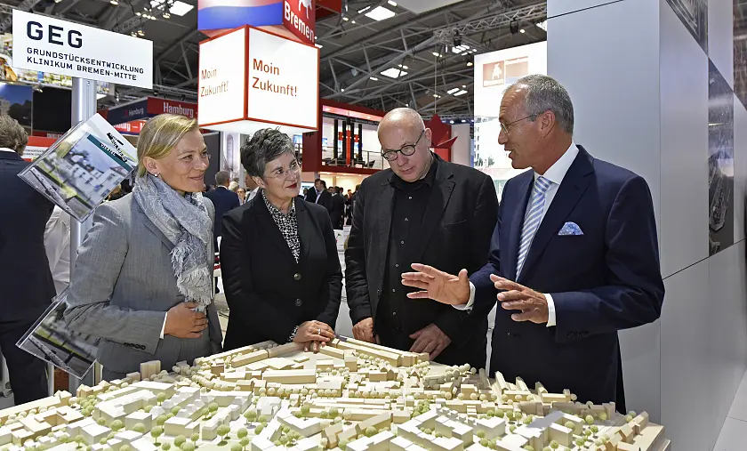 v.l.n.r.: Kathrin Möller, Iris Reuther, Wolfgang Golasowski, Joachim Linnemann