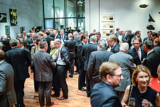Die rund 200 Gäste tauschten sich in der Bremer Landesvertretung angeregt über die aktuellen Themen der Branche aus