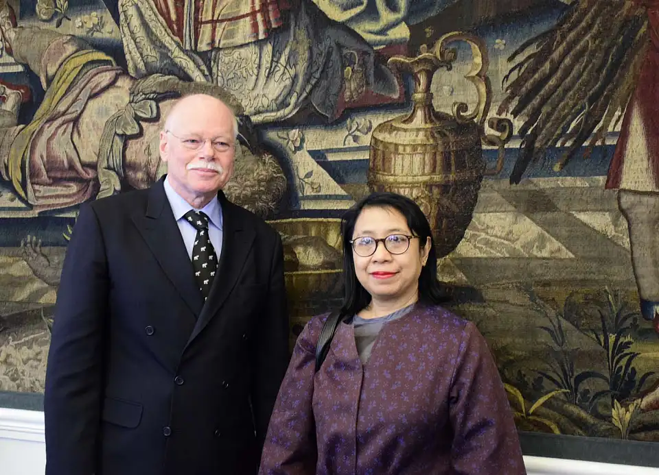 Senator Mäurer und Generalkonsulin Arifin