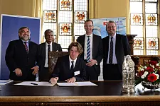 Gemeinsam stark: Bremen und Apulien vereinbarten eine engere Zusammenarbeit ihrer Raumfahrtcluster