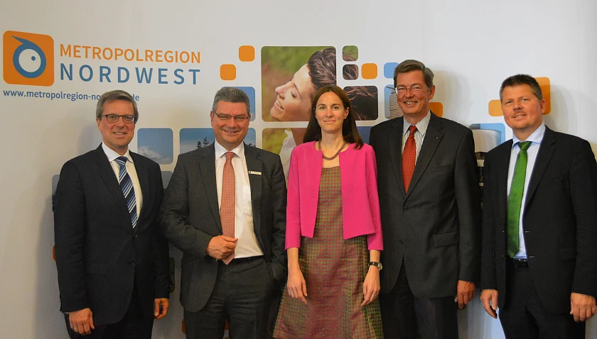 Jahrespressekonferenz der Metropolregion Nordwest: Dr. Matthias Fonger, Mitglied des Vorstands, Jörg Bensberg, erster Vorsitzender, Dr. Anna Meincke, Geschäftsführerin, Dr. Stephan-Andreas Kaulvers, 2. Vorsitzender und Dr. Joachim Lohse Schatzmeister (von links nach rechts) beschlossen 470 000 Euro Fördermittel für Projekte in der Region.