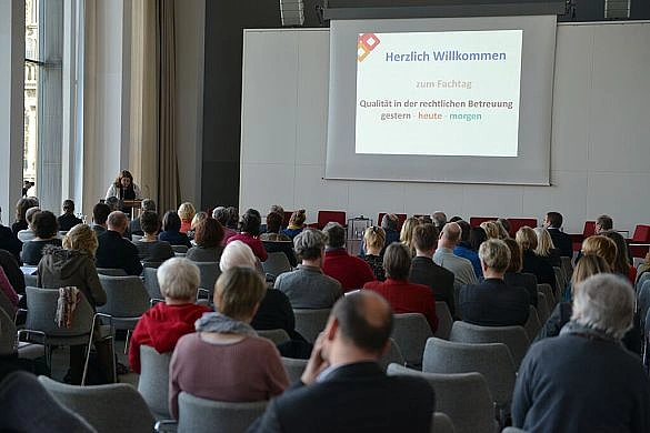 Teilnehmende auf dem Fachtag "Qualität in der rechtlichen Betreuung" in der Bremischen Bürgerschaft am 4. November 2015, Foto © Ingo Charton