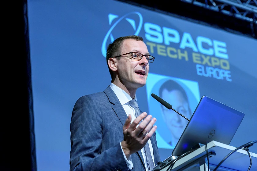 Im Rahmen der Eröffnung der ersten „Space Tech Expo“ in Deutschland zeigte Wirtschaftssenator Martin Günthner die Bedeutung Bremens für die Hochtechnologiebranche auf. Die Hansestadt ist einer der wichtigsten Luft- und Raumfahrtstandorte Europas.
