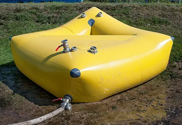 Flutschutz-Quellkade an lokalem Sickerwasseraustritt   
