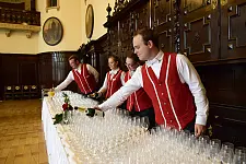 Empfangsvorbereitung während der Ausbildung zur Restaurantfachkraft