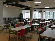 Der Speisesaal in der Notunterkunft