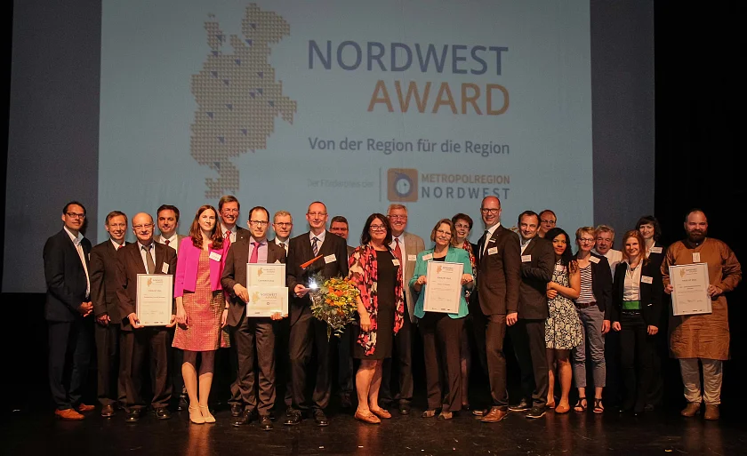 Finalisten und Preisträger des NordWest Award 2016, Laudatoren und Moderator