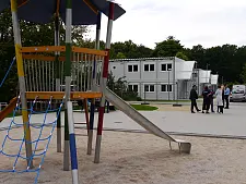 Die Wohnanlage am Ellener Hof. Der erste Bauabschnitt ist fertig, die ersten Flüchtlinge können in der kommenden Woche einziehen. Im September wird dann der zweite Bauabschnitt eröffnet.