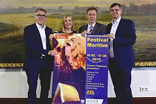 Werben für Vegesack: Fritz Rapp vom Vegesack Marketing e.V.,  Andrea Frohmader aus der Senatskanzlei, Bürgermeister Dr. Carsten Sieling und Wolfgang Helms, Geschäftsführer Vegesack Marketing e.V. (v.l.)