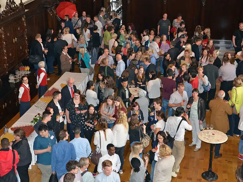 Umtrunk im Festsaal des Neuen Rathauses im Anschluss an den offiziellen Teil 