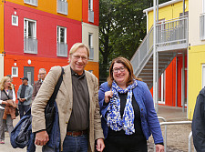 Senatorin Anja Stahmann mit Heribert Aleweldt (Projektsteuerer im Auftrag von Immobilien Bremen) 