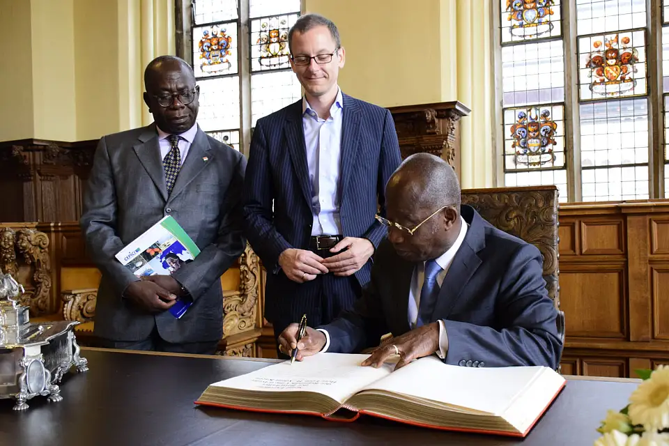 Eintrag ins Goldene Buch der Stadt Bremen