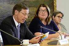 Bürgermeister Carsten Sieling und Sozialsenatorin Anja Stahmann stellten das Programm der Integrationswoche vor (von li.)