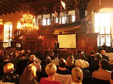 Bürgermeister Sieling: Gute Arbeit in einer modernen und humanen Arbeitswelt schaffen 