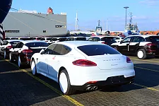 Bremerhaven gehört zu den führenden Häfen Europas. Die Hafengesellschaft bremenports bringt ihr maritimes Know-how jetzt in einen internationalen Online-Studiengang ein.