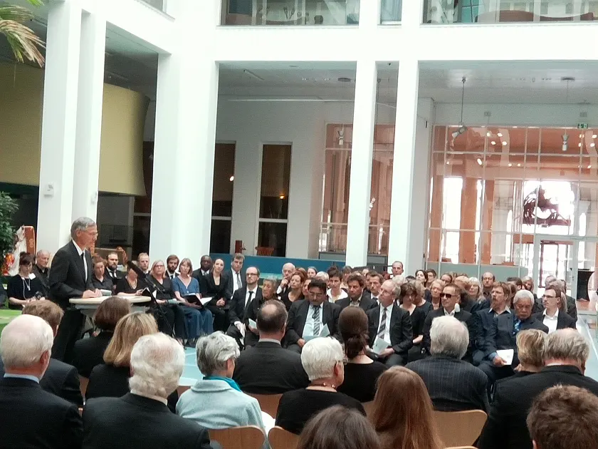 Bürgermeister Sieling spricht zur feierlichen Übergabezeremonie | Foto: Senatspressestelle